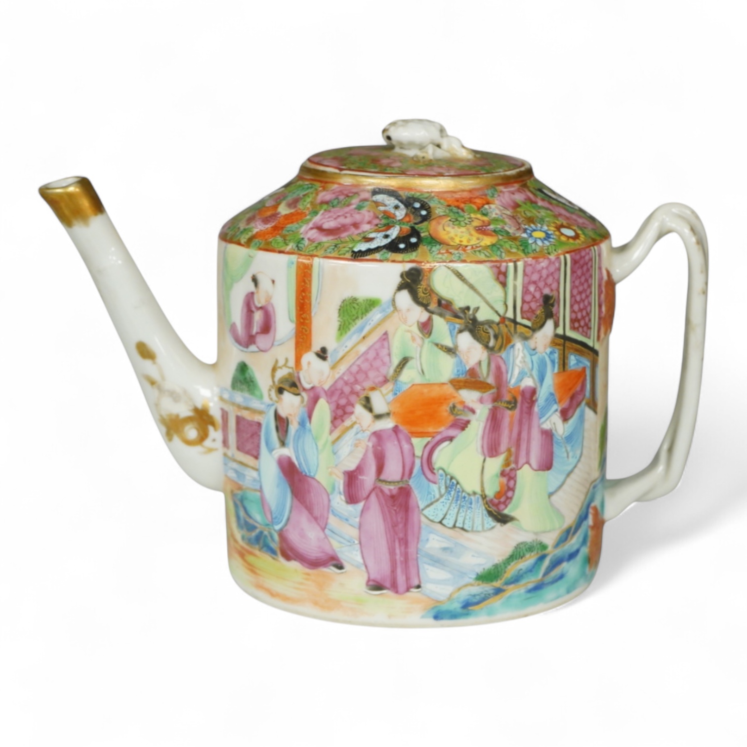 A Chinese famille rose teapot and cover, c.1830, 15cm
